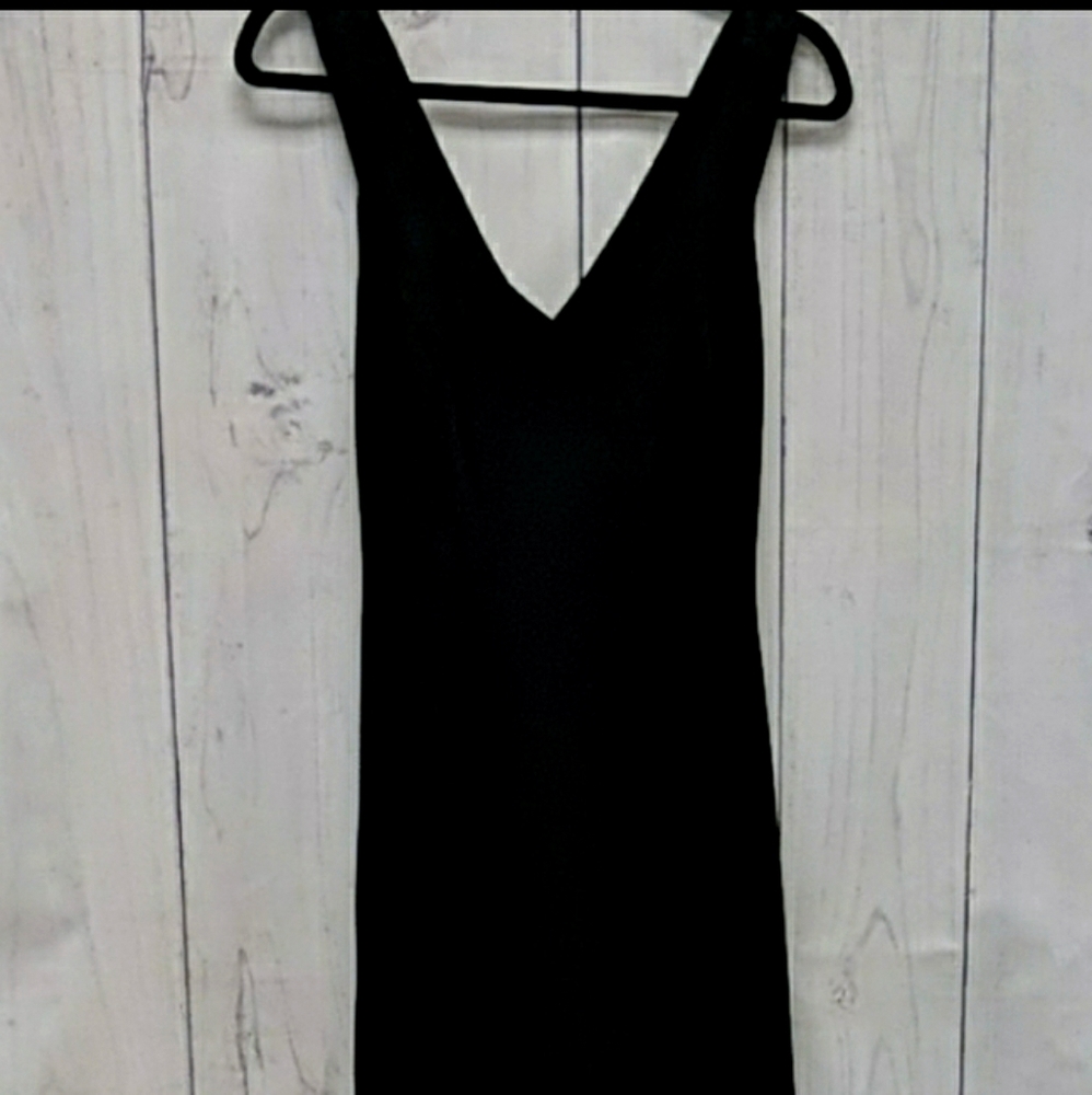 Long bkack dress